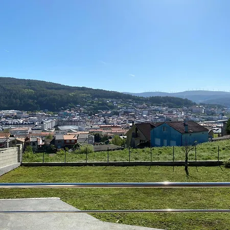 A Casa D'abaixo Holiday home Cee